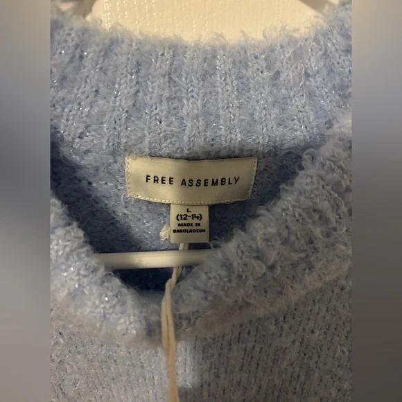 NWT Free Assembly Light Blue Women's Mock Neck Sweater - Picture 5 of 6